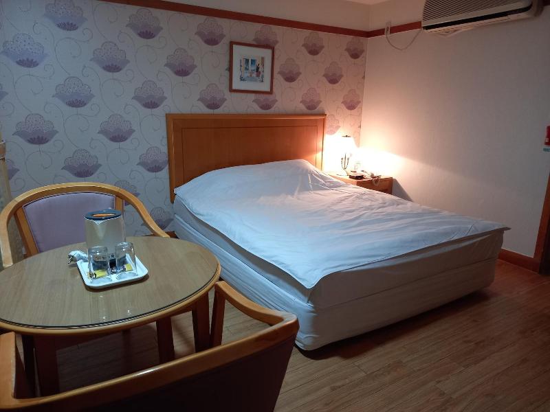 Gimcheon Park Tourist Hotel image