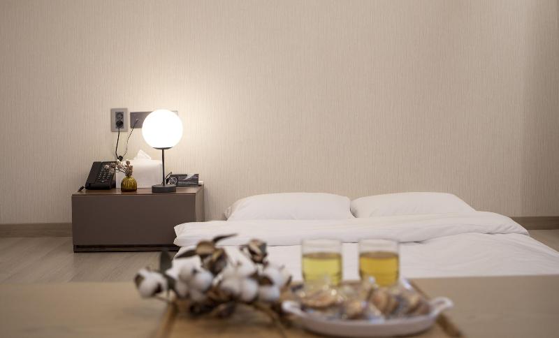 Centro Hotel image