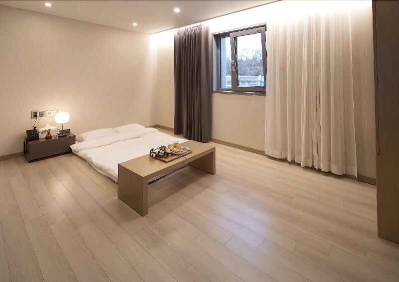 Centro Hotel image