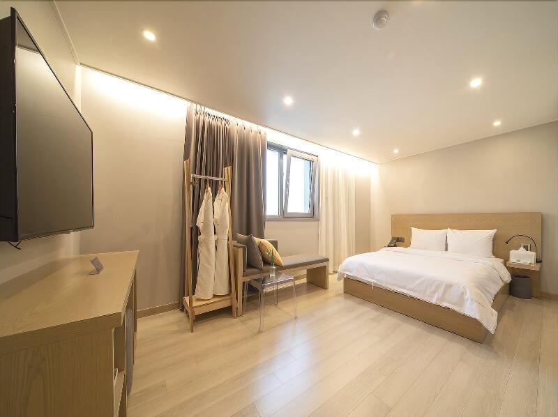 Centro Hotel image