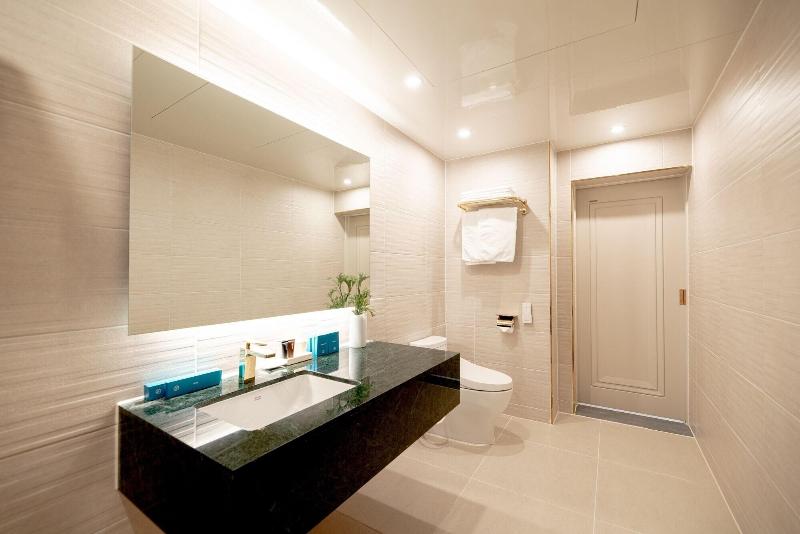 Centro Hotel image