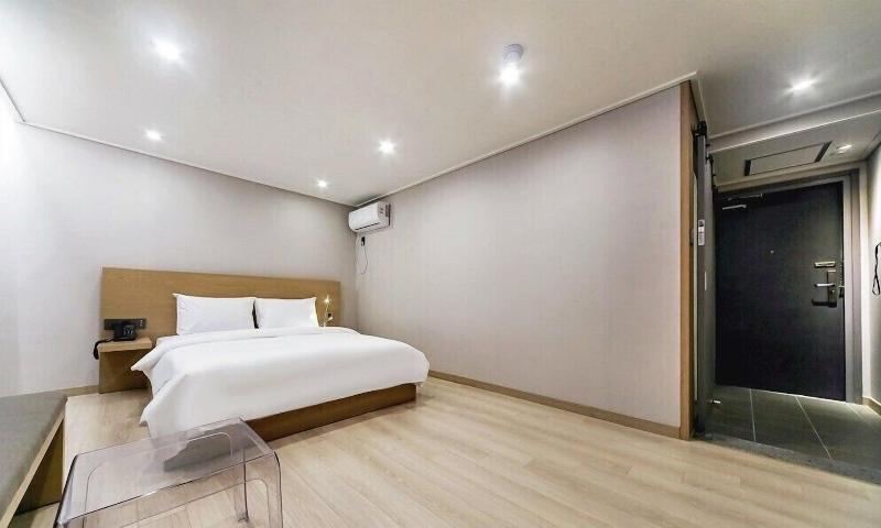 Centro Hotel image