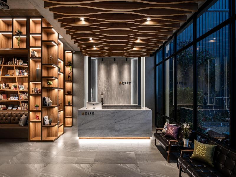 Tian Zhong Hotel image