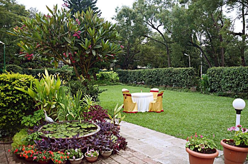The Pavillion Hotel image