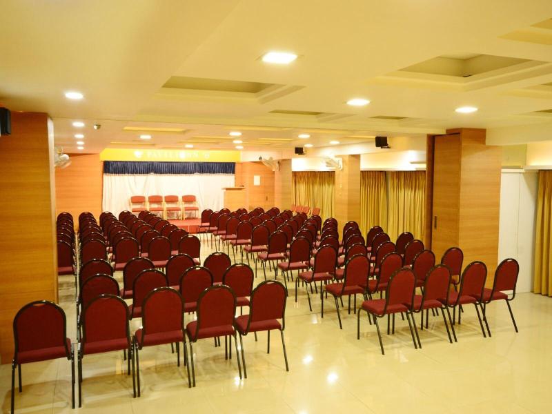 The Pavillion Hotel image