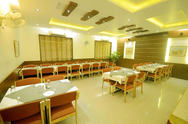The Pavillion Hotel image
