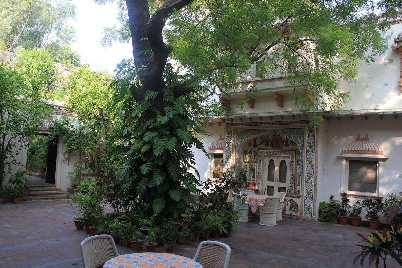 Palkiya Haveli - A Heritage Home image