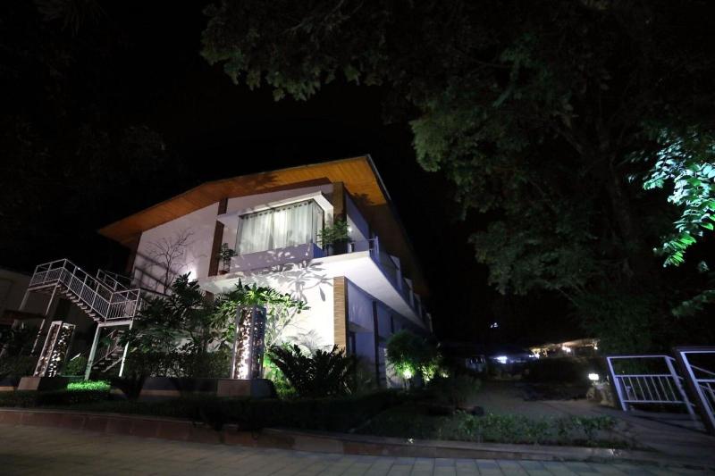 Namami Ganges Resort image