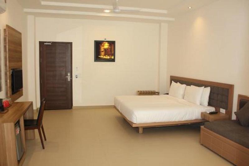 Namami Ganges Resort image
