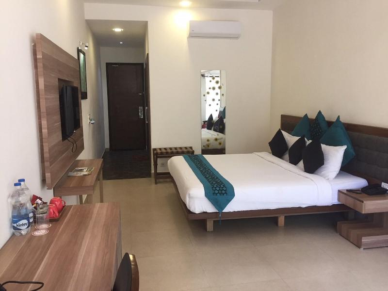 Namami Ganges Resort image