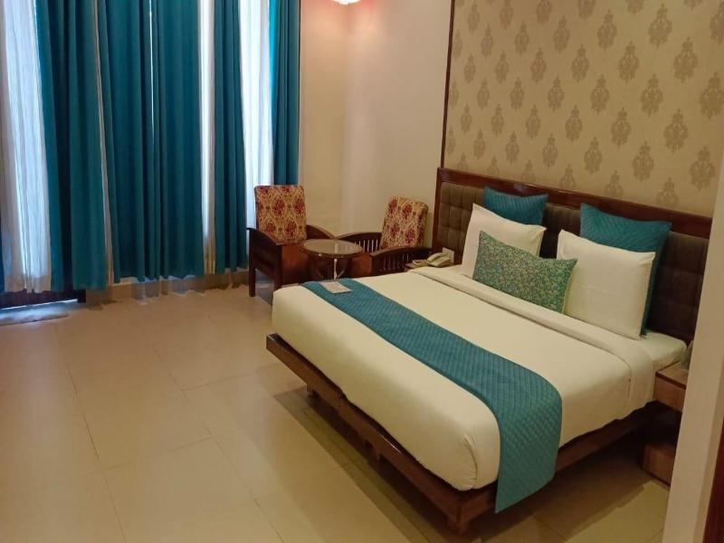 Namami Ganges Resort image