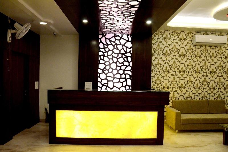 Hotel Gulmohar Pride image