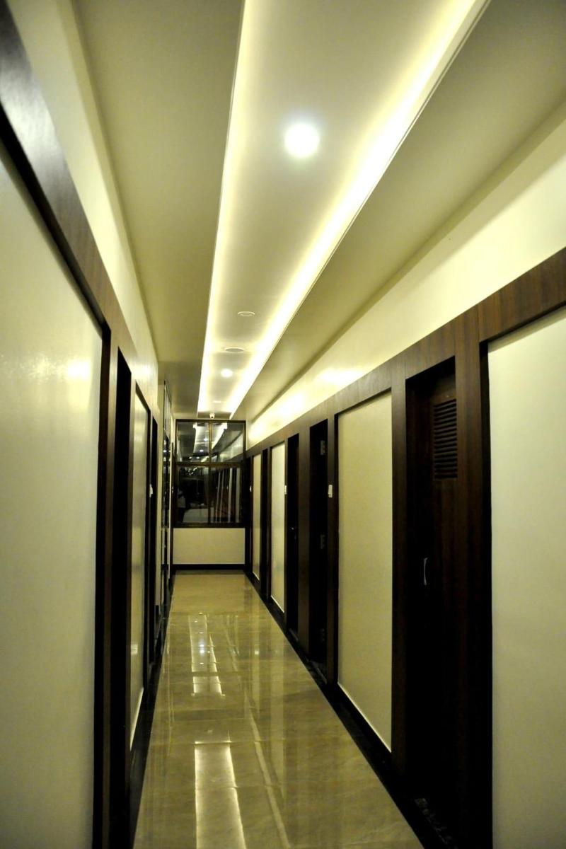 Hotel Gulmohar Pride image