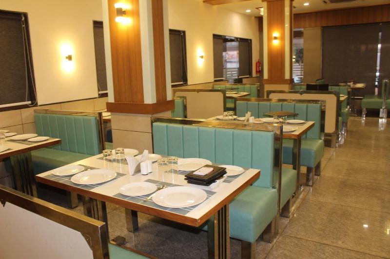Hotel Satkar Chhatral