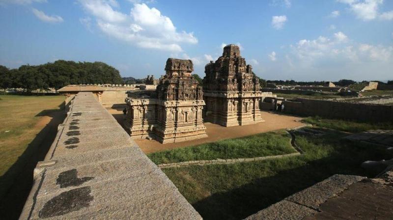 Evolve Back, Hampi