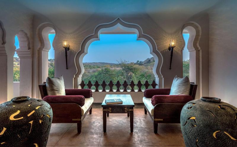 Evolve Back, Hampi