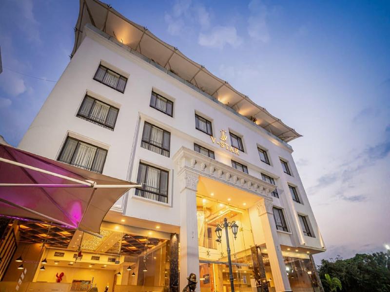 Hotel V Star image