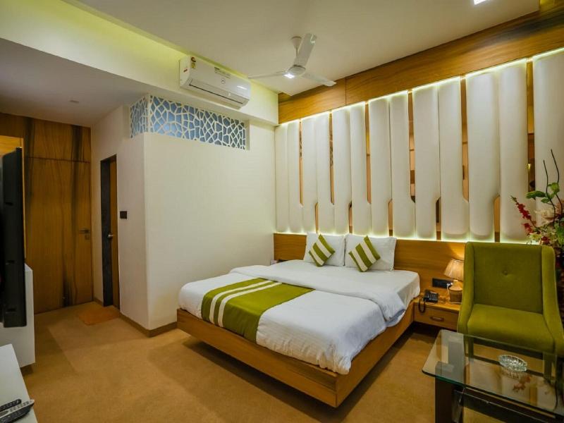 Hotel V Star image