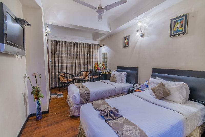 Hotel Grand Dhillon image 7
