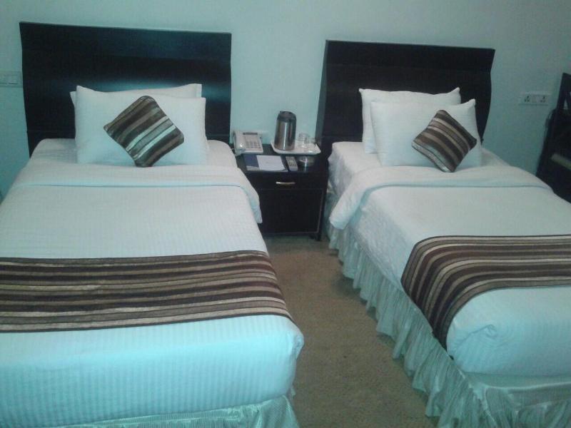 Hotel Grand Dhillon image 9