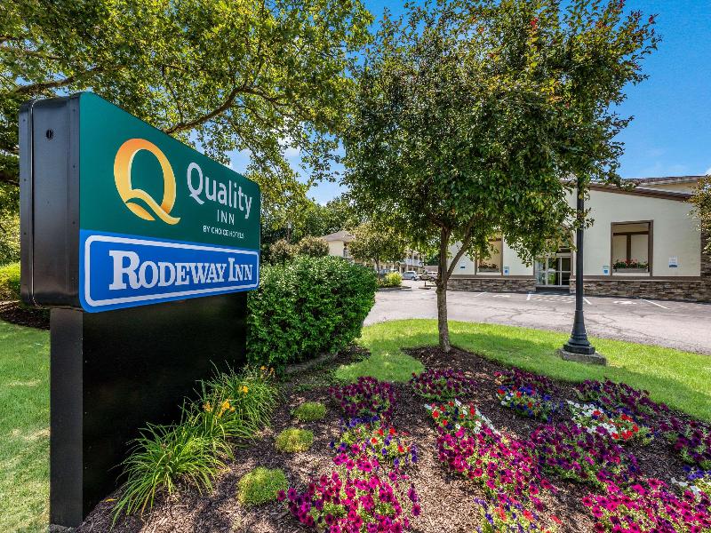 Rodeway Inn Poughkeepsie image