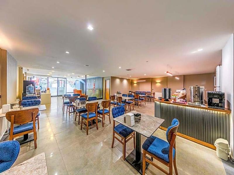 Evim Hotel image