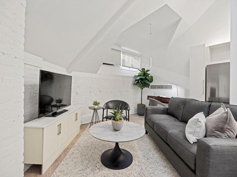 Oakwood Suites & Studios Dupont Circle Washington image