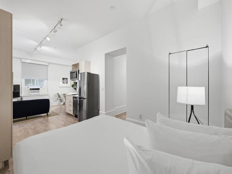 Oakwood Suites & Studios Dupont Circle Washington image