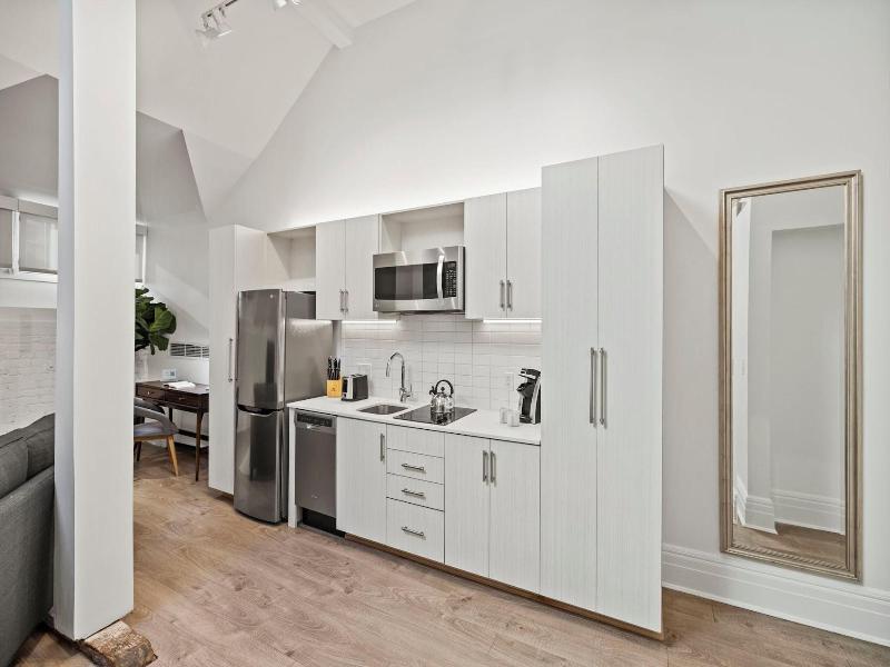 Oakwood Suites & Studios Dupont Circle Washington image