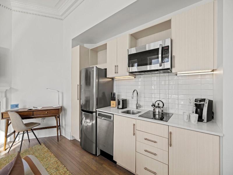 Oakwood Suites & Studios Dupont Circle Washington image
