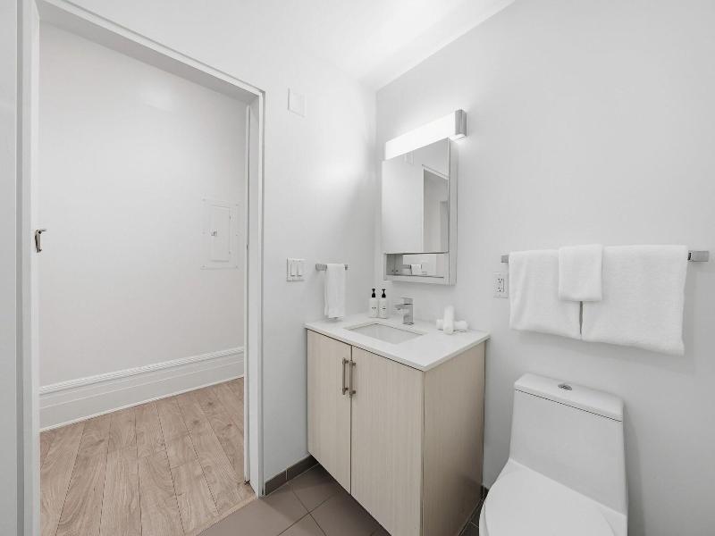 Oakwood Suites & Studios Dupont Circle Washington image