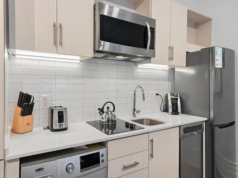 Oakwood Suites & Studios Dupont Circle Washington image