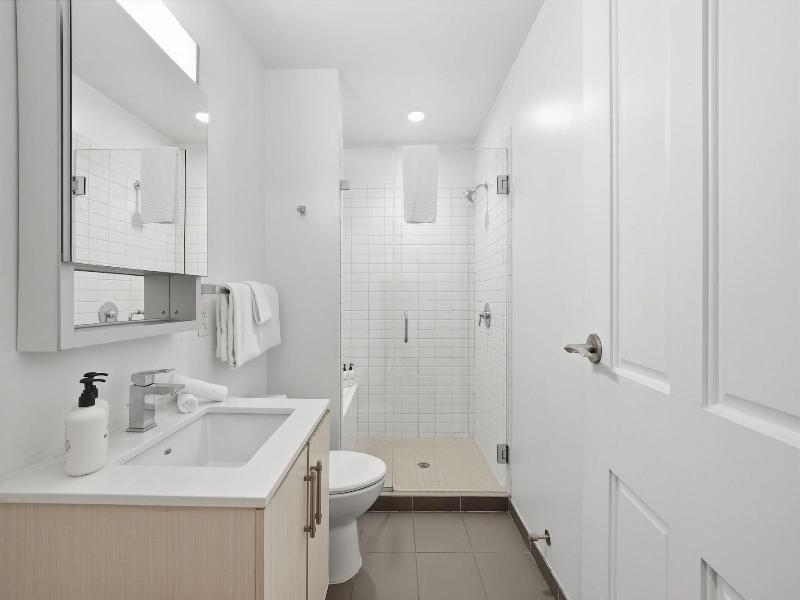 Oakwood Suites & Studios Dupont Circle Washington image