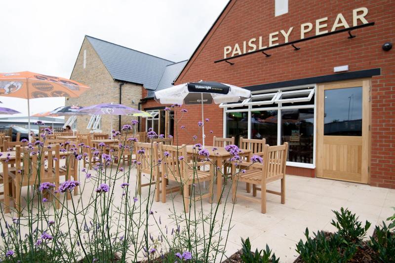 Paisley Pear, Brackley by Marston's Inns 4