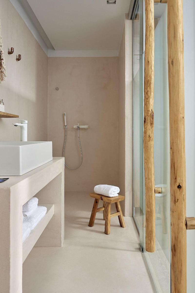 Canal Suites image