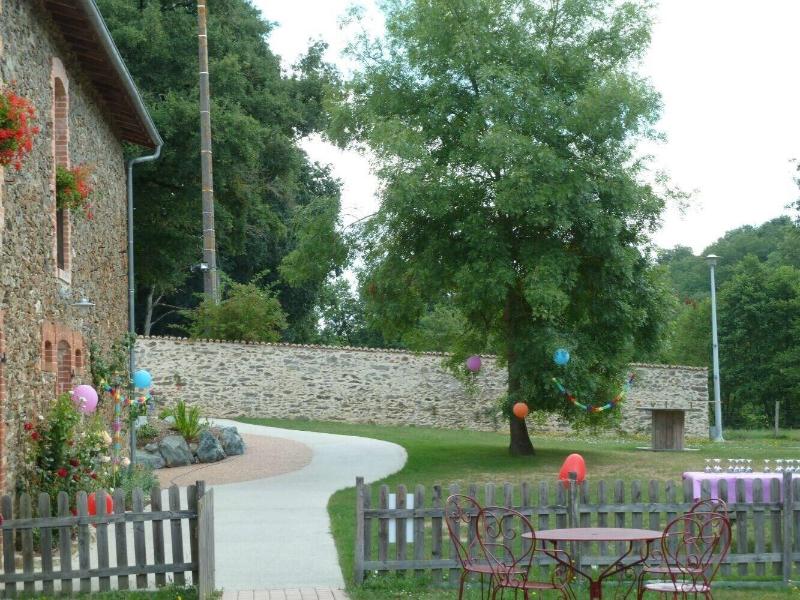 Moulin De Drapras image