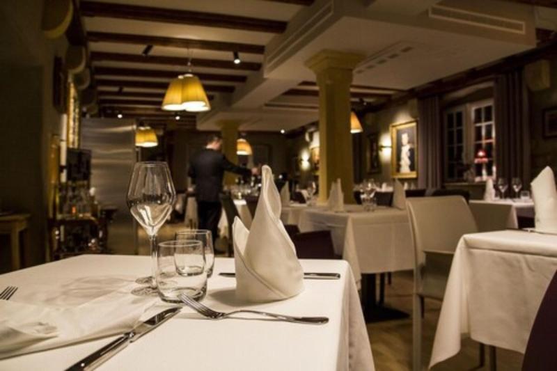 Hôtel La Couronne image