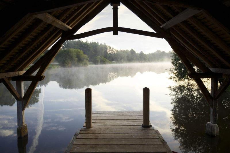 Domaine Des Etangs image
