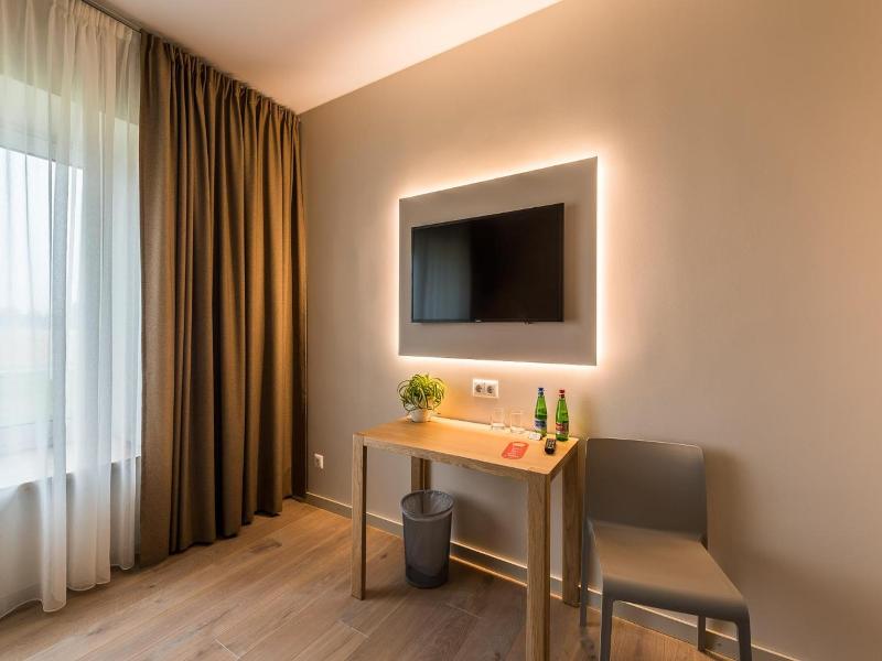 Hotel Mikelis image