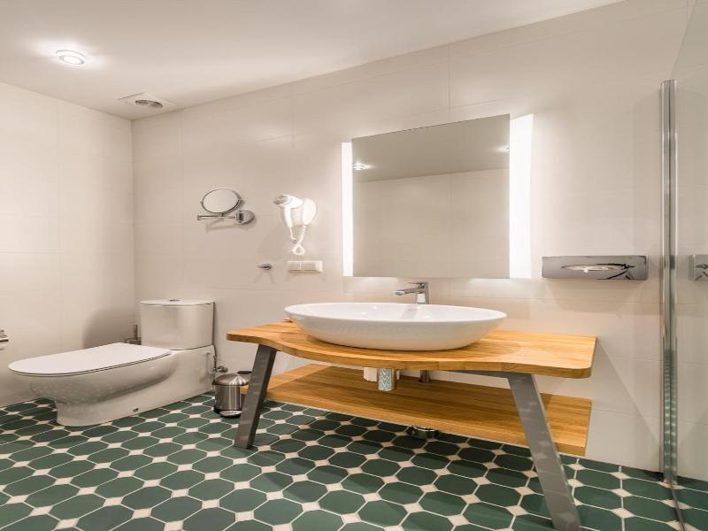 Hotel Mikelis image