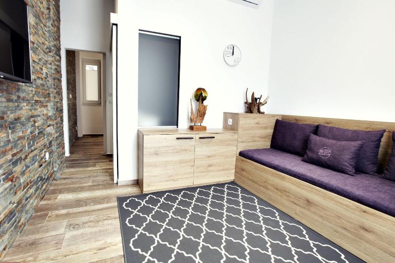 Apartments Art House image