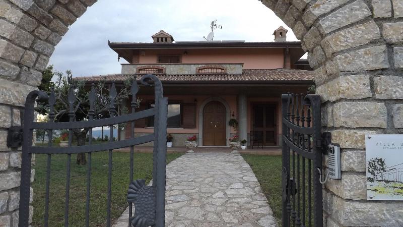 Villa Ulivi image