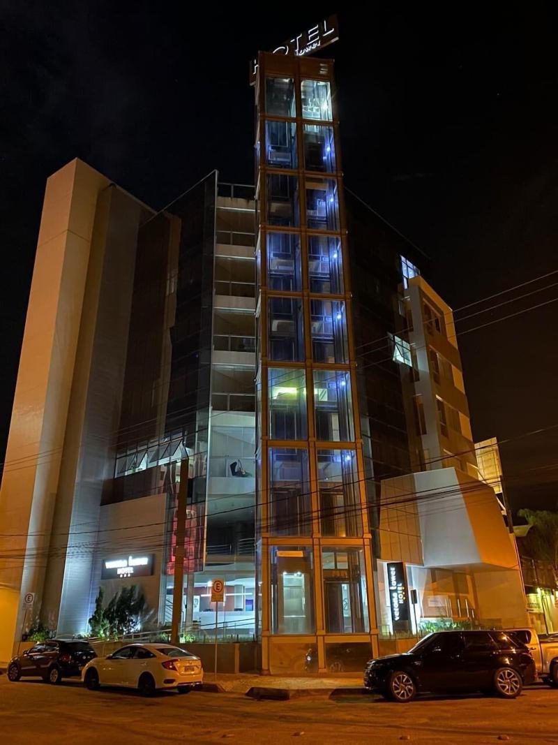 Hotel Verona Tower image