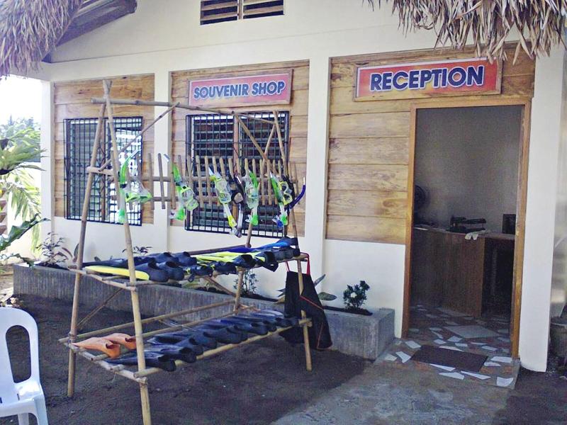 AGM Beachfront Resort & Resto