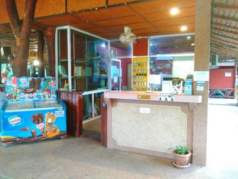 Varee Valley Resort And Restaurant image
