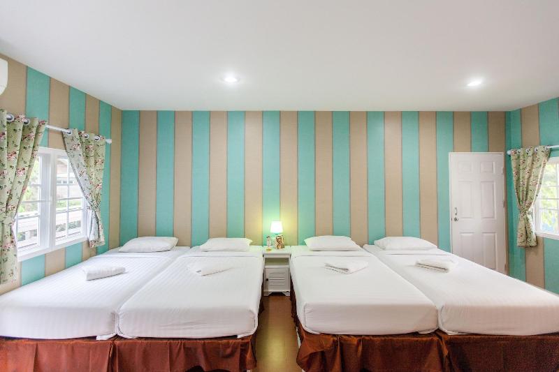 Varee Valley Resort And Restaurant image