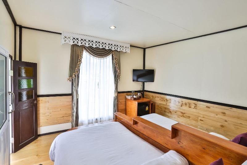 Lampam Resort image