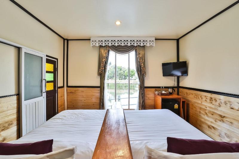 Lampam Resort image
