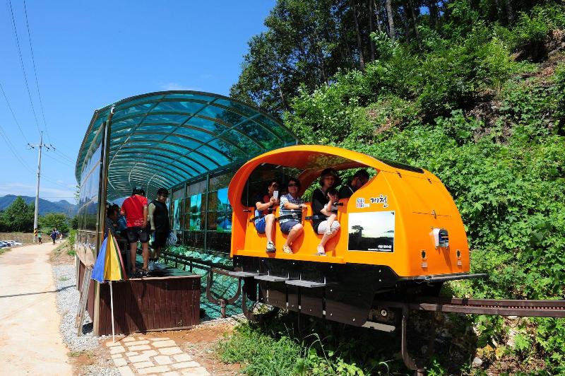 Cheongpung Resort Lake Hotel image