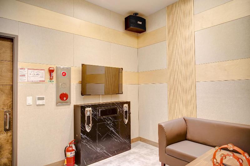 Cheongpung Resort Lake Hotel image